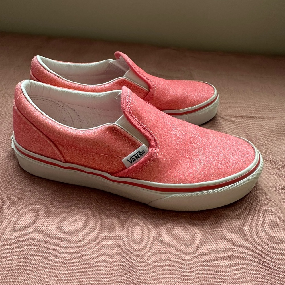 Girls Pink Sparkly Vans NWOT size 1